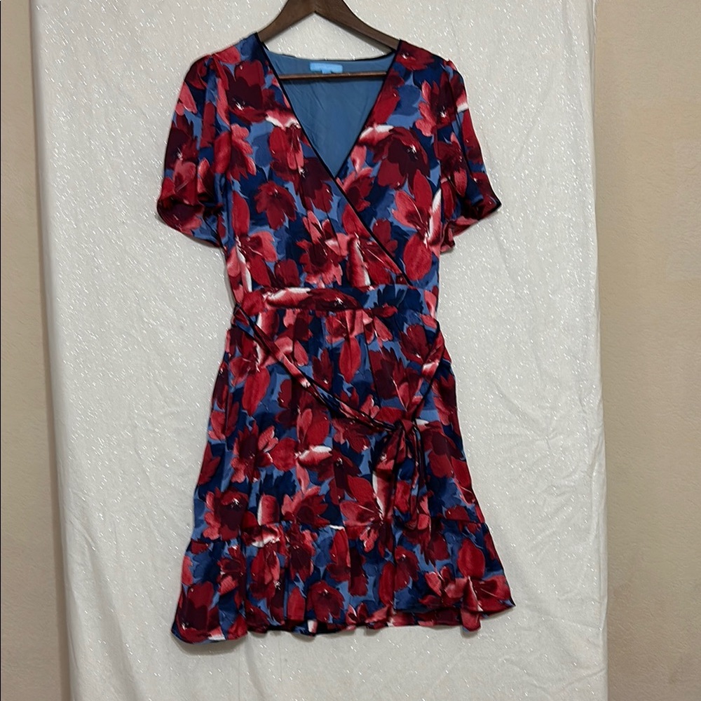NWOT Draper James Red and Blue Ruffled Dress with Flutter Sleeves
